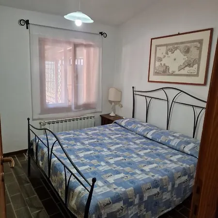 Leonida Capoliveri (Isola d'Elba)