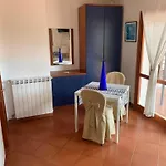 شقة Leonida